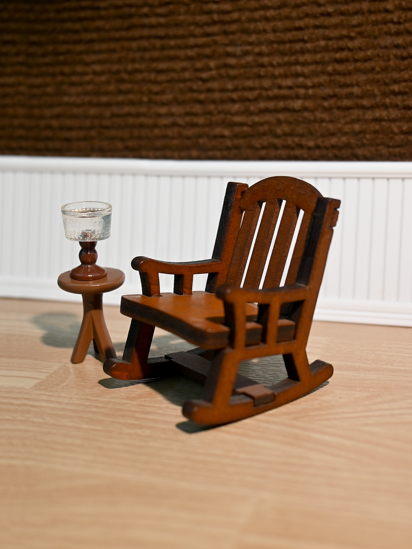 Miniature Rocking Chair, Minia - Bistro Table Set avaliação e preço